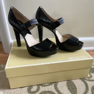 Michael Kors Hanna Platform Patent Heel (new listing!)